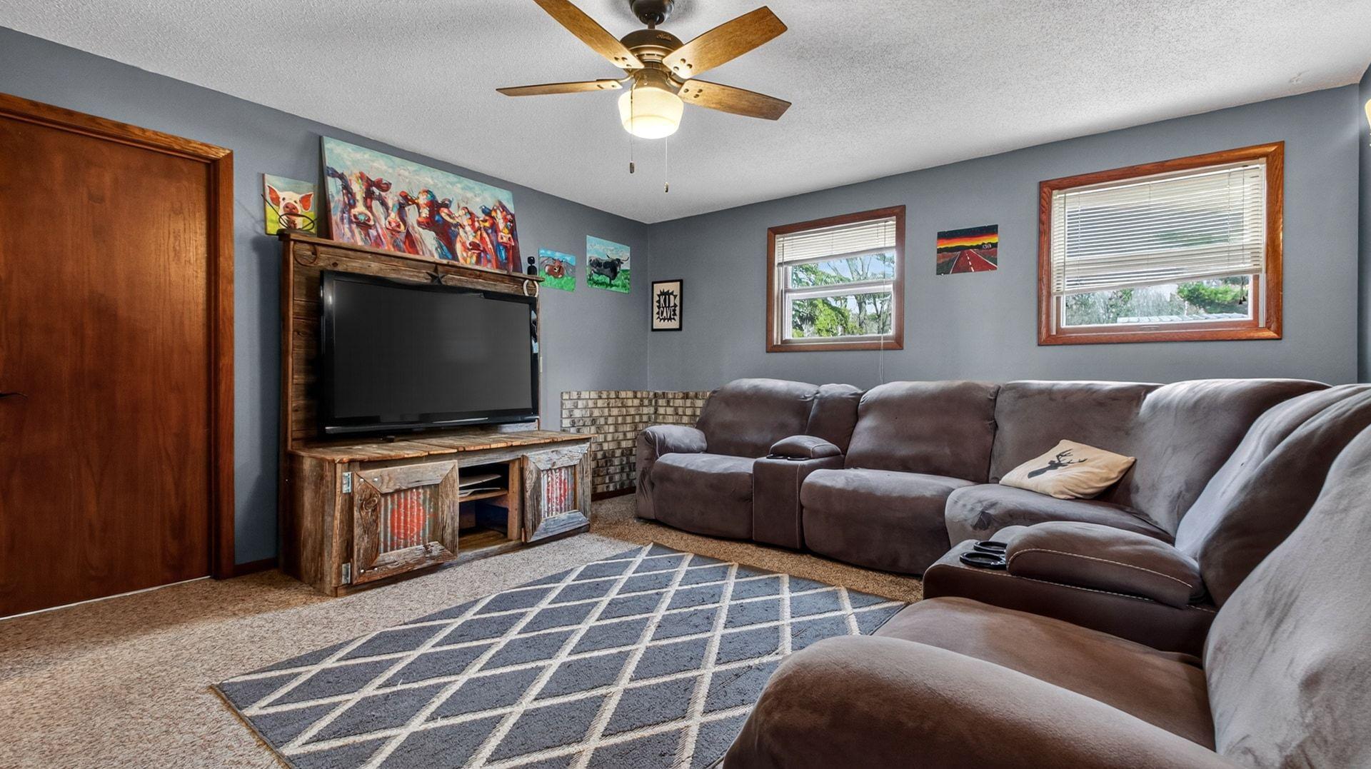 415 South 8th Street Cornell, WI 54732 - Photo 15 of 29