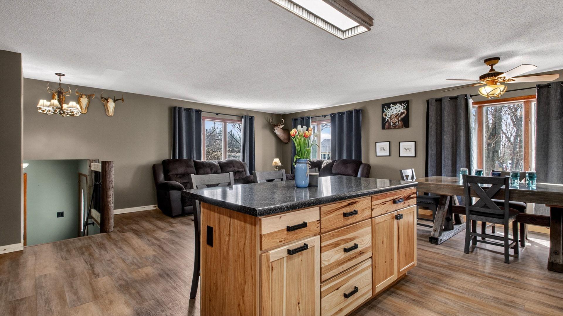 415 South 8th Street Cornell, WI 54732 - Photo 6 of 29