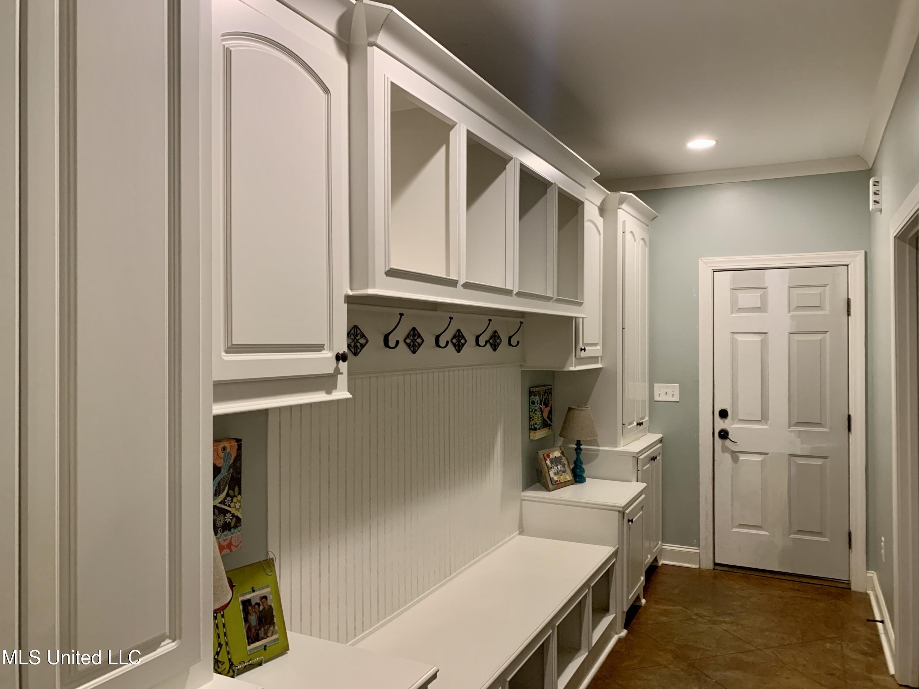 2623 West Mountain Creek Road Florence, MS 39073 - Photo 12 of 35 4D6A87C9-FBEA-432E-AF20-3AFBD612F13F