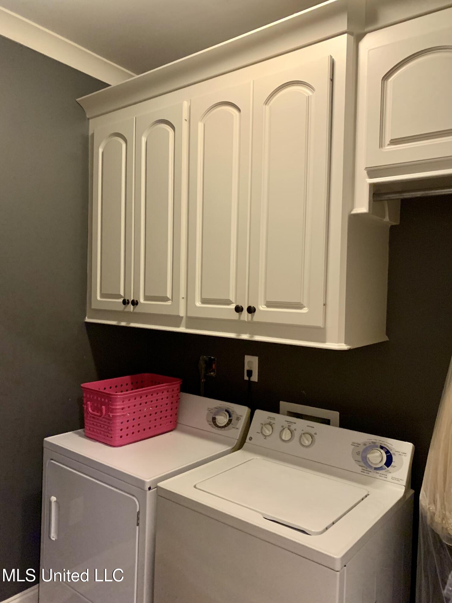 2623 West Mountain Creek Road Florence, MS 39073 - Photo 13 of 35 92E20919-9C04-469D-B122-4DBBC7562E24