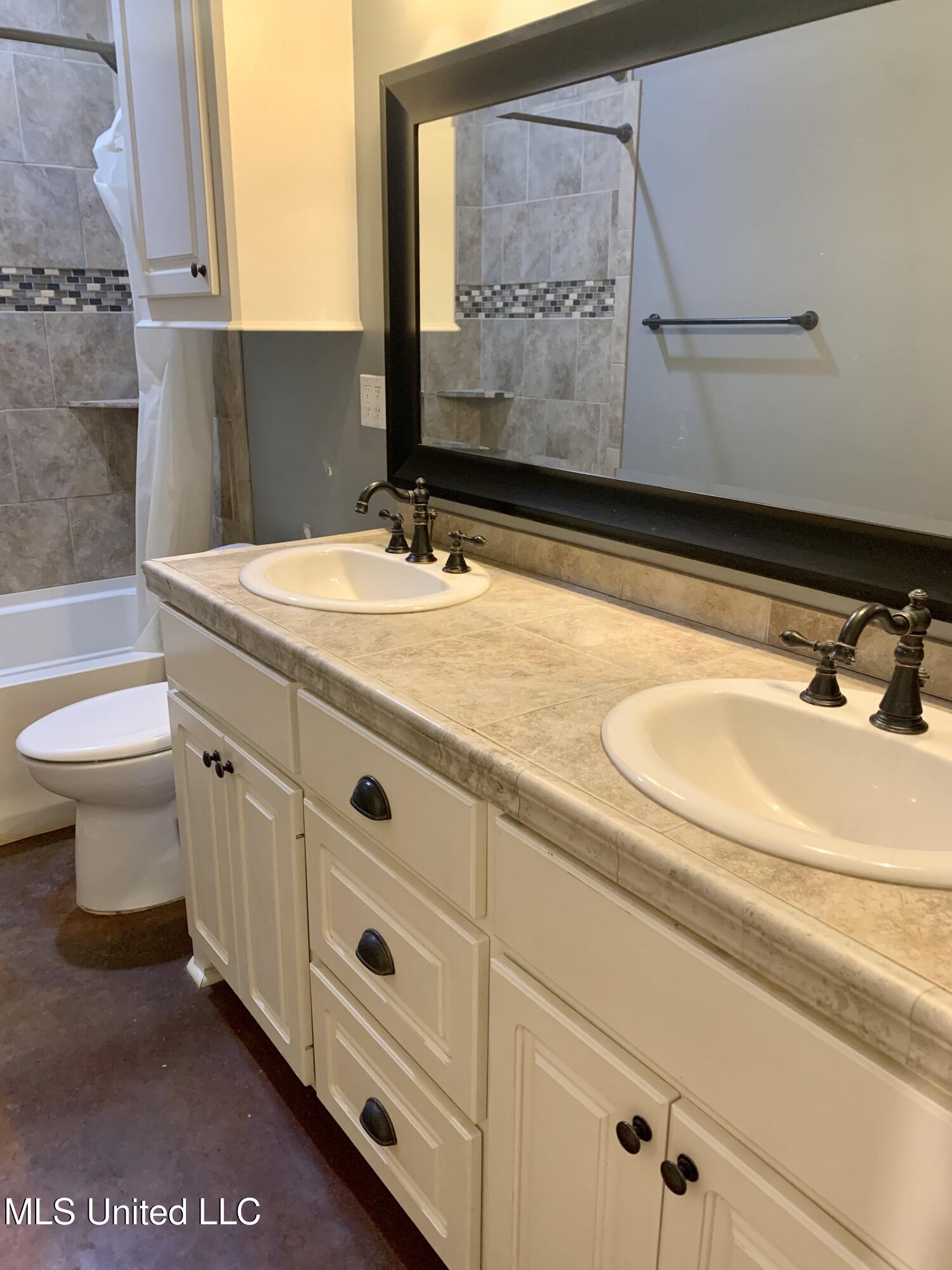 2623 West Mountain Creek Road Florence, MS 39073 - Photo 18 of 35 BF6BBD71-D300-4C4F-9B65-257350AA1F4A