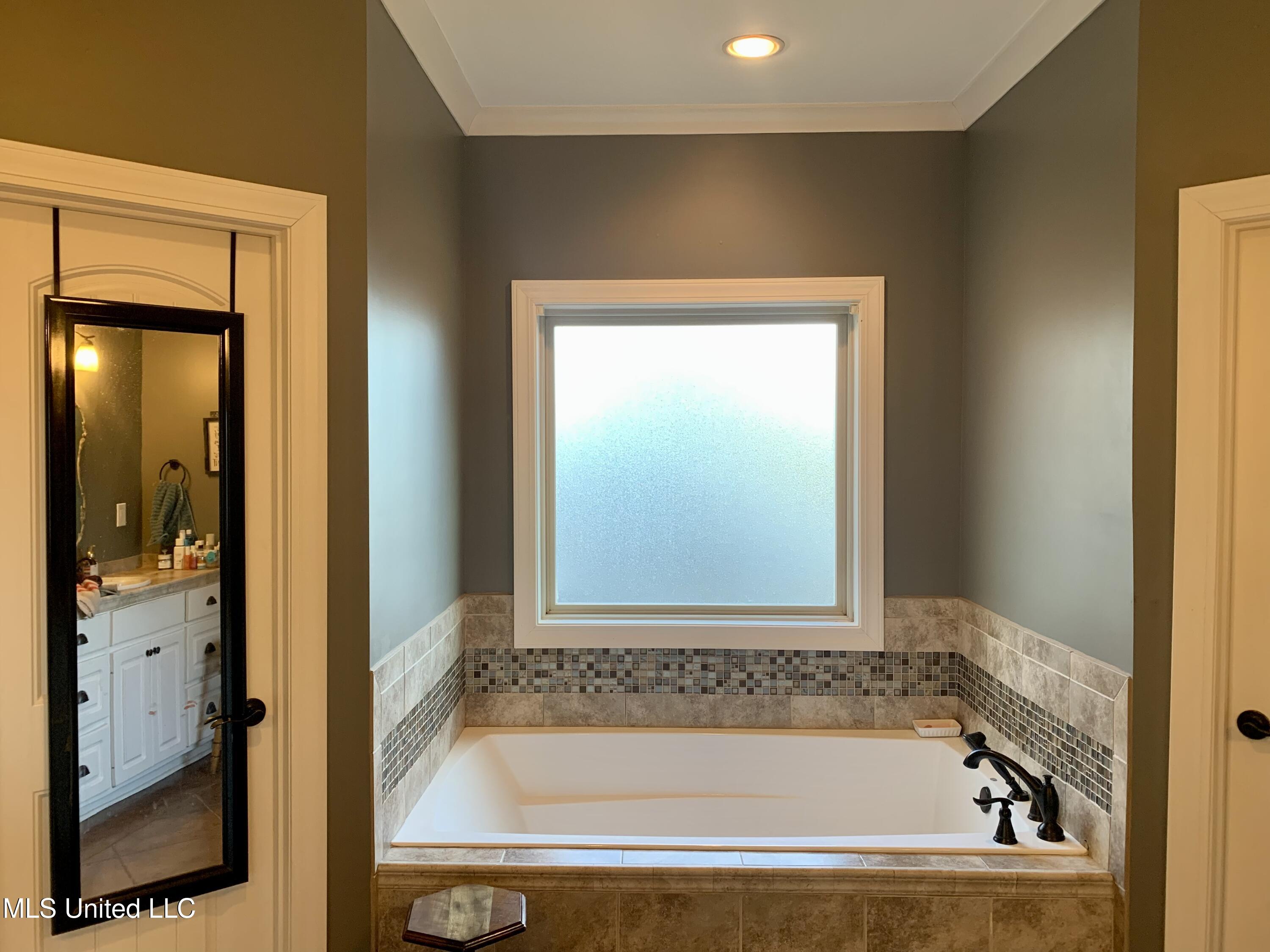 2623 West Mountain Creek Road Florence, MS 39073 - Photo 28 of 35 78518655-FC80-4B9A-AB3A-FD0B38E3B7FF