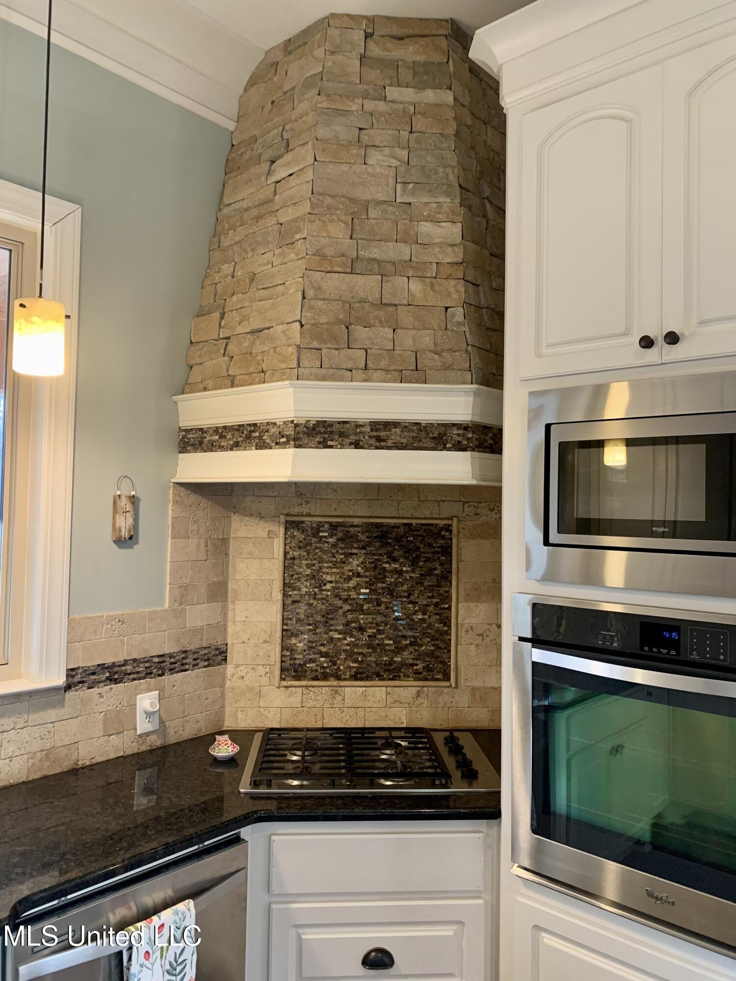 2623 West Mountain Creek Road Florence, MS 39073 - Photo 10 of 35 987898F7-1B80-42AC-B05B-EE56DD6C0462