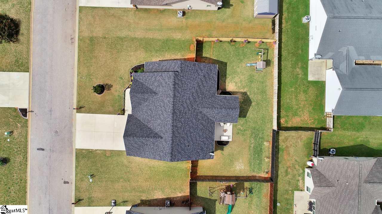 327 Gleaner Drive Inman, SC 29349 - Photo 2 of 33
