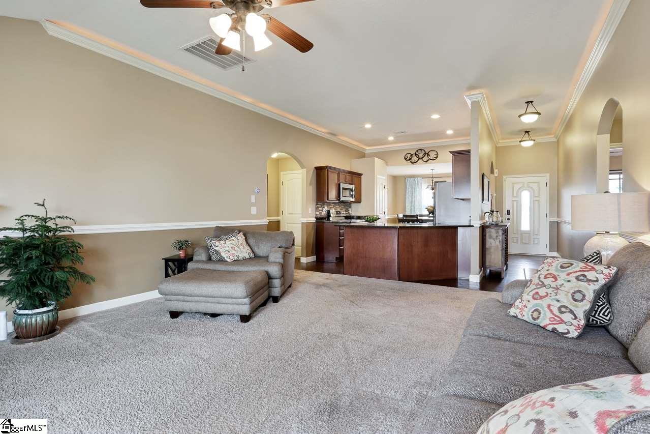 327 Gleaner Drive Inman, SC 29349 - Photo 6 of 33