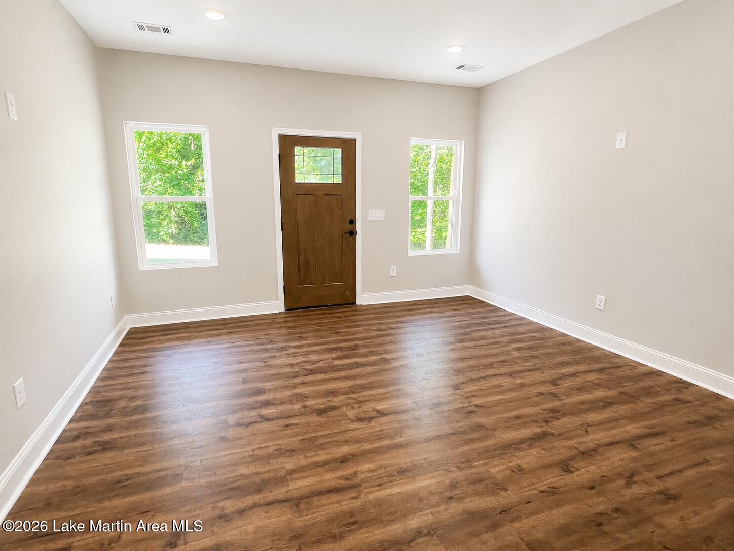 511 Arrowhead Road Dadeville, AL 36853 - Photo 9 of 37 great room