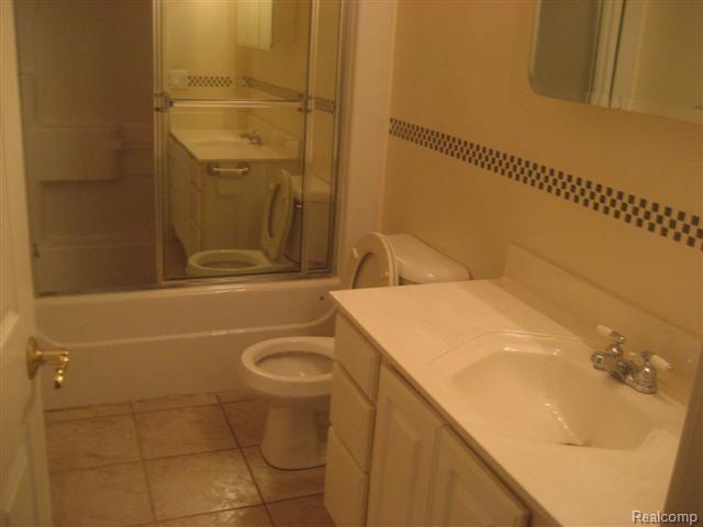 15495 Lobdell Road Linden, MI 48451 - Photo 4 of 19 3