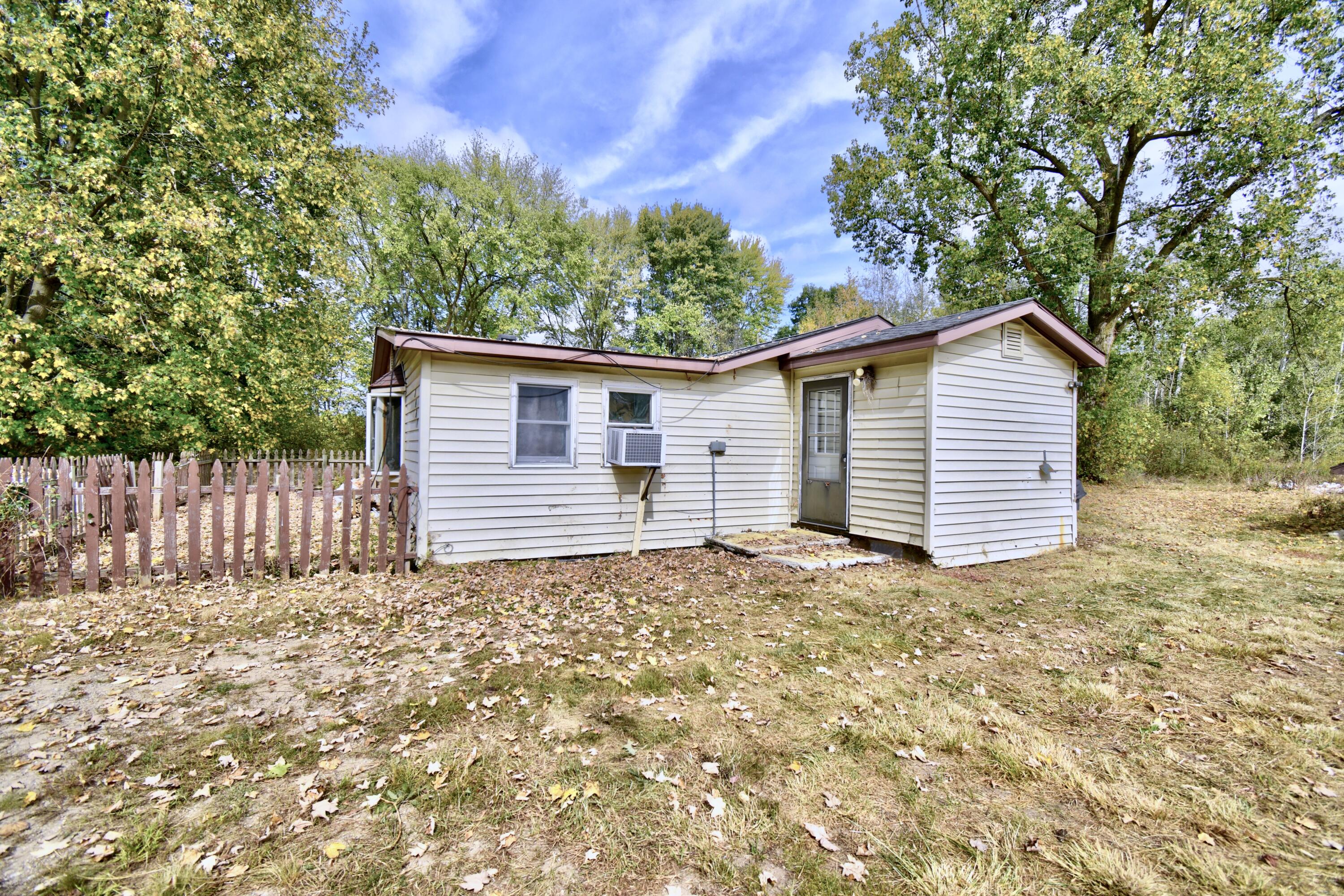 1401 Miner Road Crystal, MI 48818 - Photo 42 of 54 DSC_9593_4_5