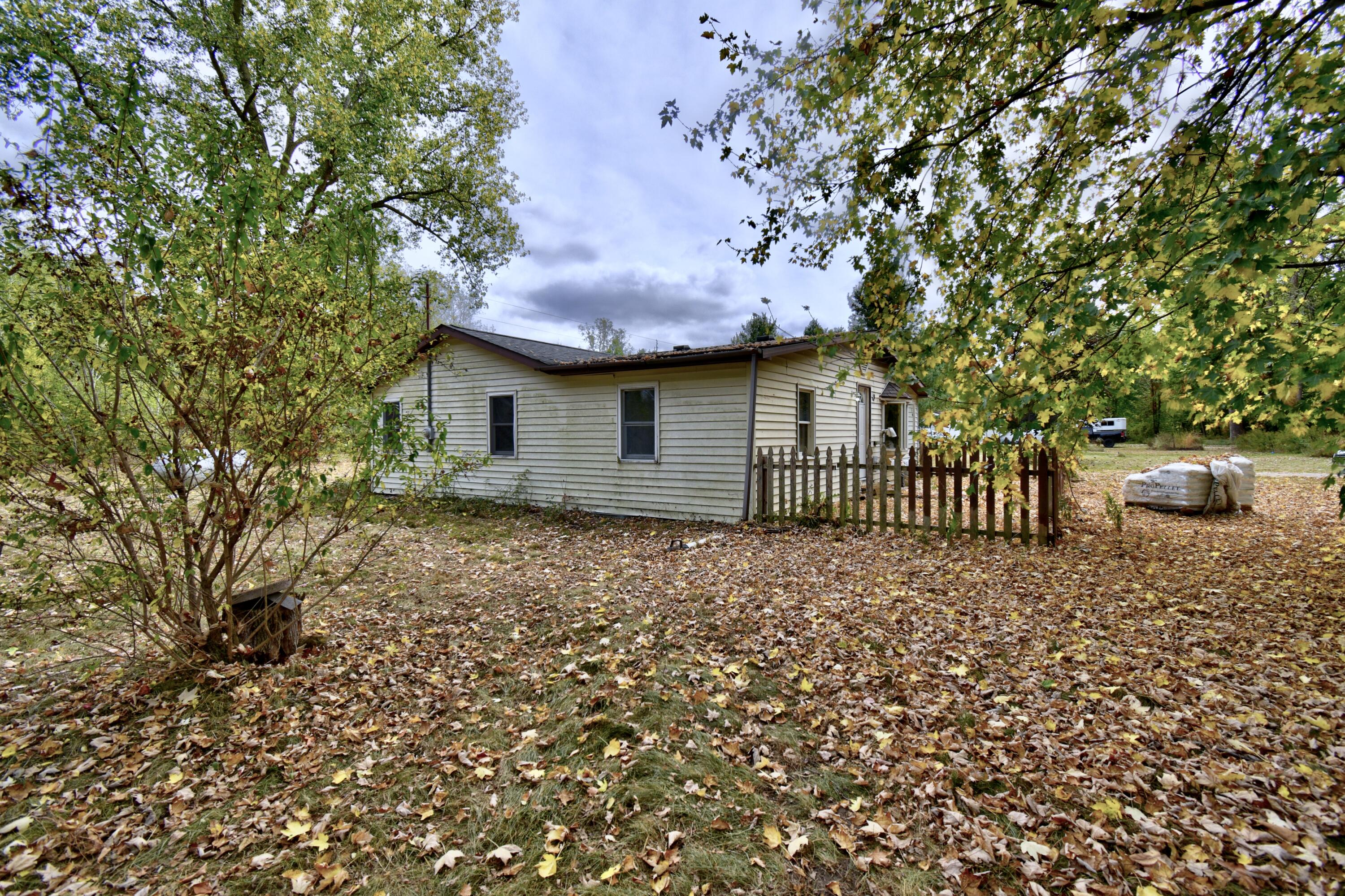 1401 Miner Road Crystal, MI 48818 - Photo 51 of 54 DSC_9626_7_8