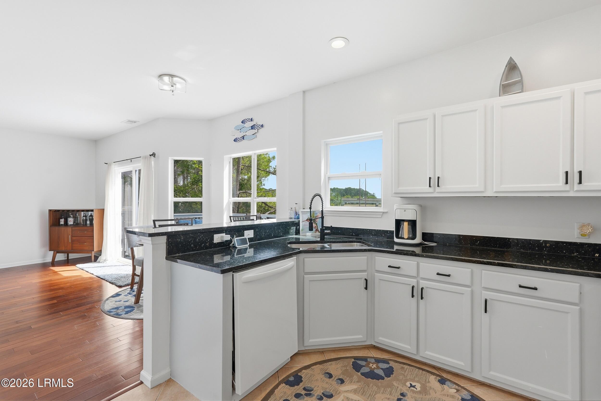 10 Pine Burr Road East, Unit 5 Hilton Head Island, SC 29926 - Photo 10 of 36 59_ep_006