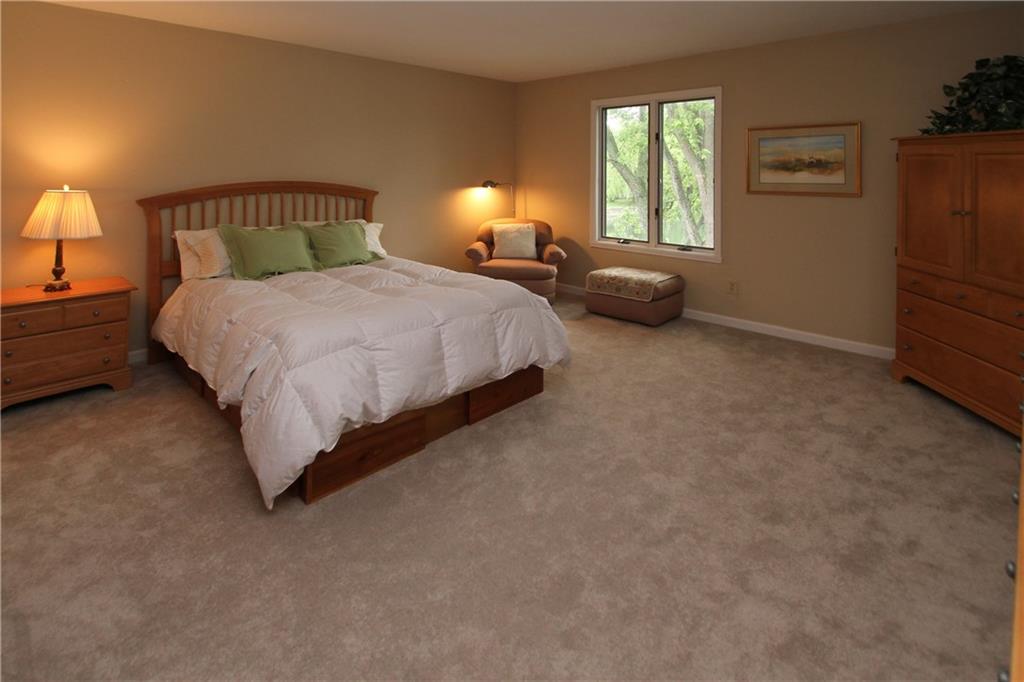 7422 Longleat Road Indianapolis, IN 46240 - Photo 12 of 20 Gallery Image 12