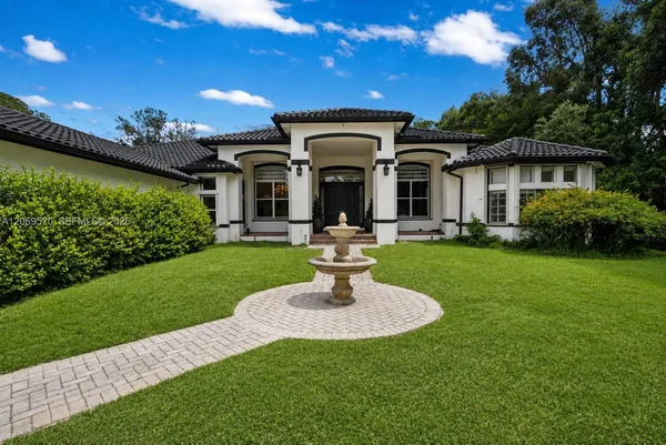 $1,850,000 | 10961 Southwest 31st Street, Davie, FL 33328