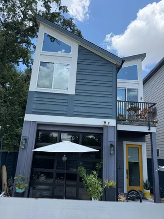 $1 | 217 Frawley Street, Houston, TX 77009