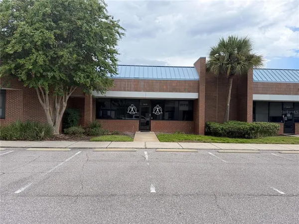 $18 | 931 South Semoran Boulevard, Unit 208, Winter Park, FL 32792