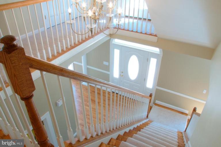 13925 Sunnybrook Road Phoenix, MD 21131 - Photo 15 of 30 a view of stairs