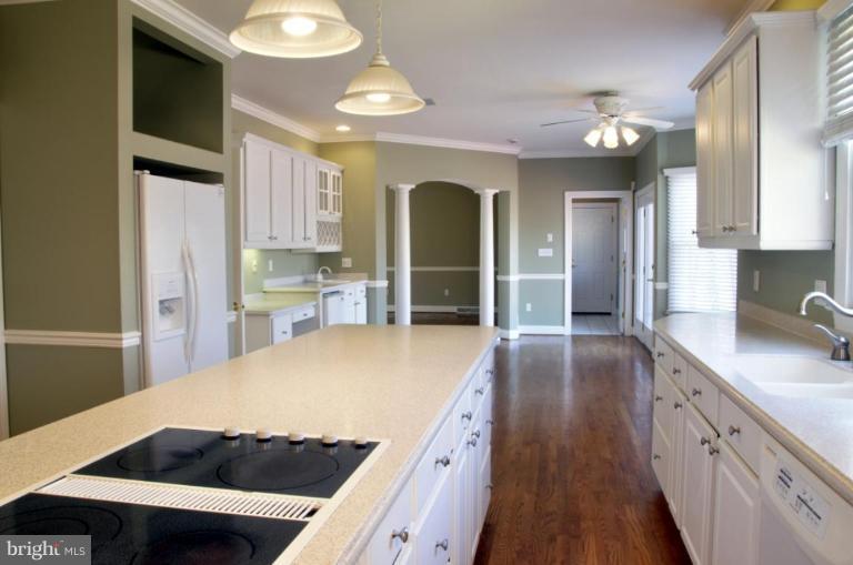 13925 Sunnybrook Road Phoenix, MD 21131 - Photo 9 of 30 a kitchen with sink and cabinets