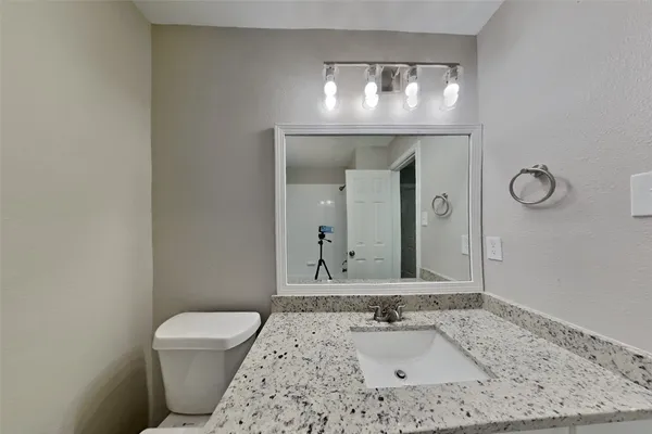 $1,900 | 21030 Carmel Valley Drive, Katy, TX 77449