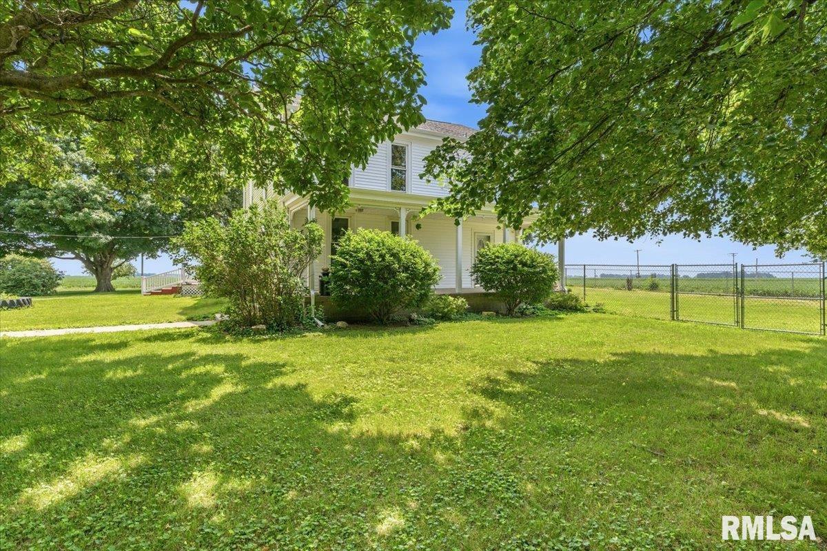 17124 Engel Street Athens, IL 62613 - Photo 1 of 46