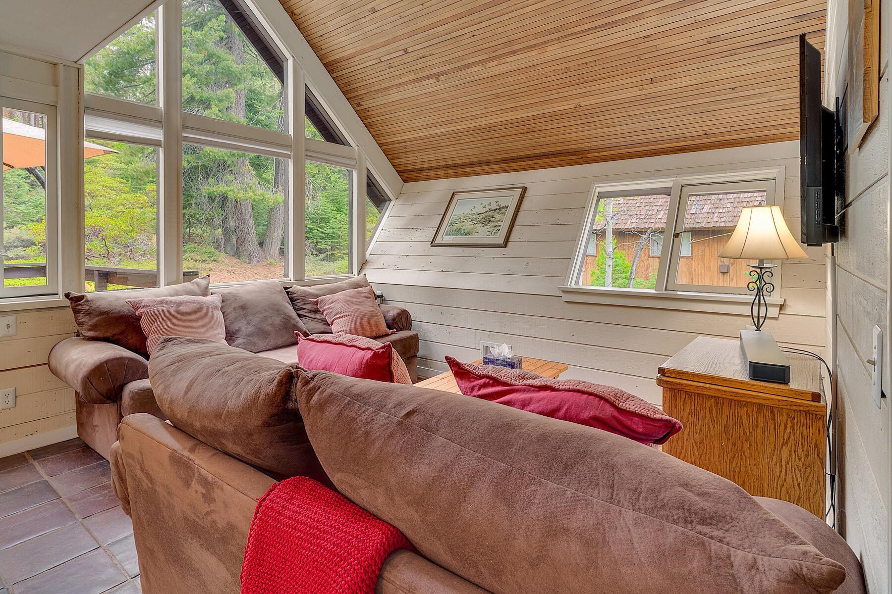 295 Snowbird Loop Homewood, CA 96141 - Photo 8 of 28