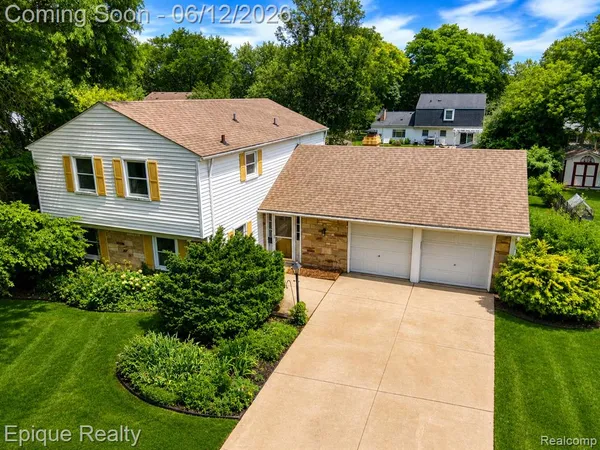$350,000 | 4856 Danbury Drive, Troy, MI 48085
