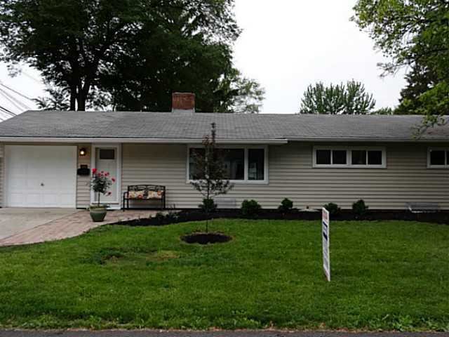 3595 Ramsgate Road Upper Arlington, OH 43221 - Photo 1 of 25