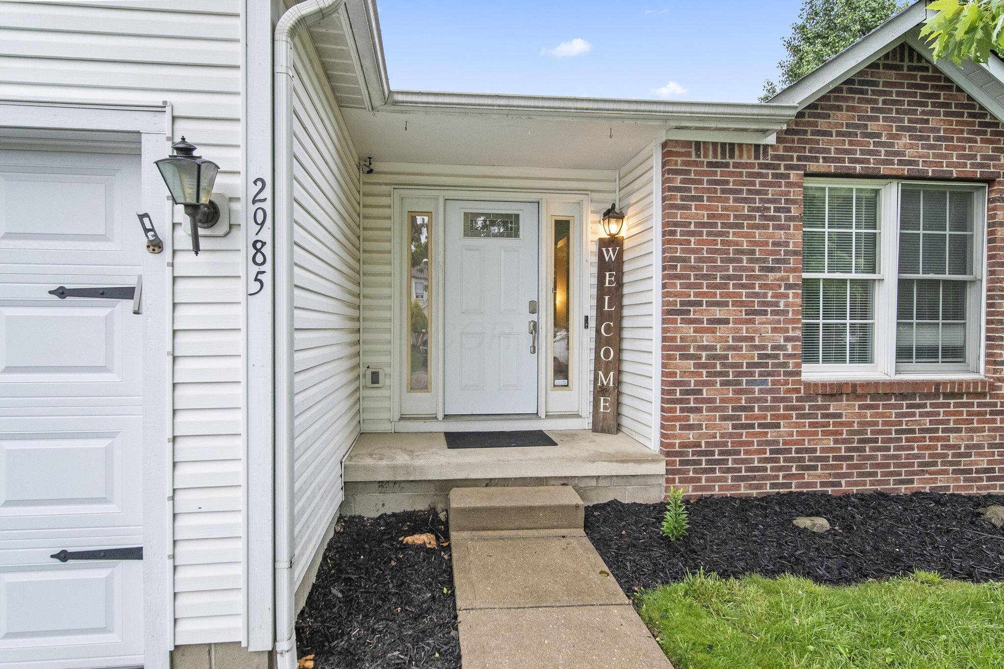 2985 Briar Ridge Road Columbus, OH 43232 - Photo 8 of 48 Front Entrance