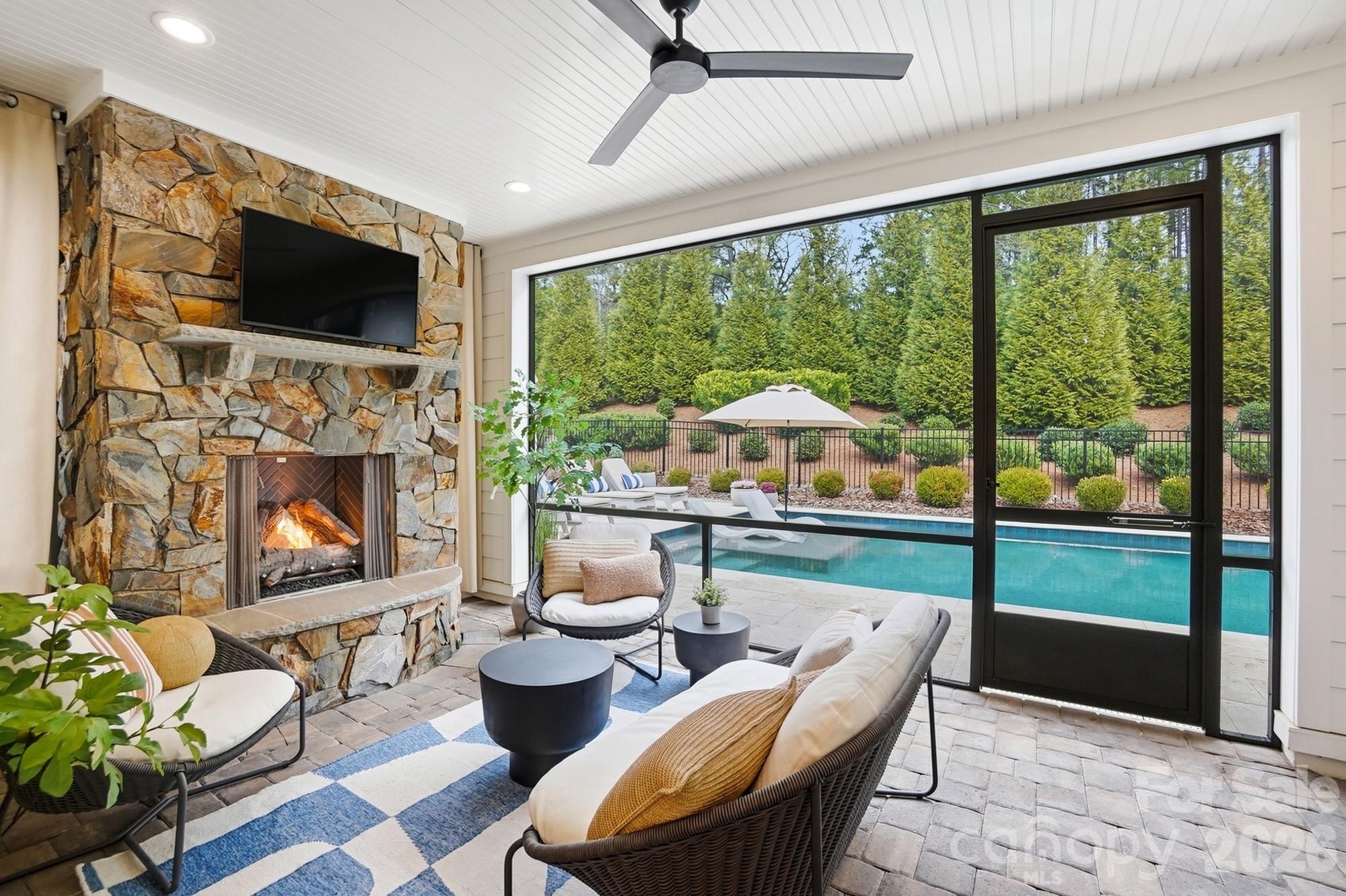 2052 Thatcher Way Fort Mill, SC 29715 - Photo 12 of 48