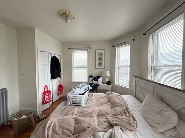 $4,500 | 361 Washington Street, Unit 3R, Cambridge, MA 02139