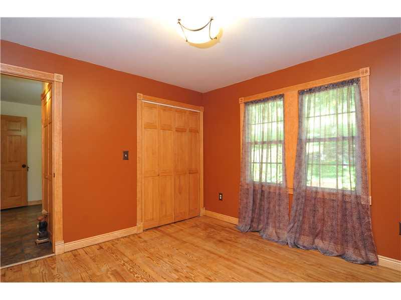 1033 Monaca Rd (stobo St) Monaca, PA 15061 - Photo 13 of 21 Master Bedroom.