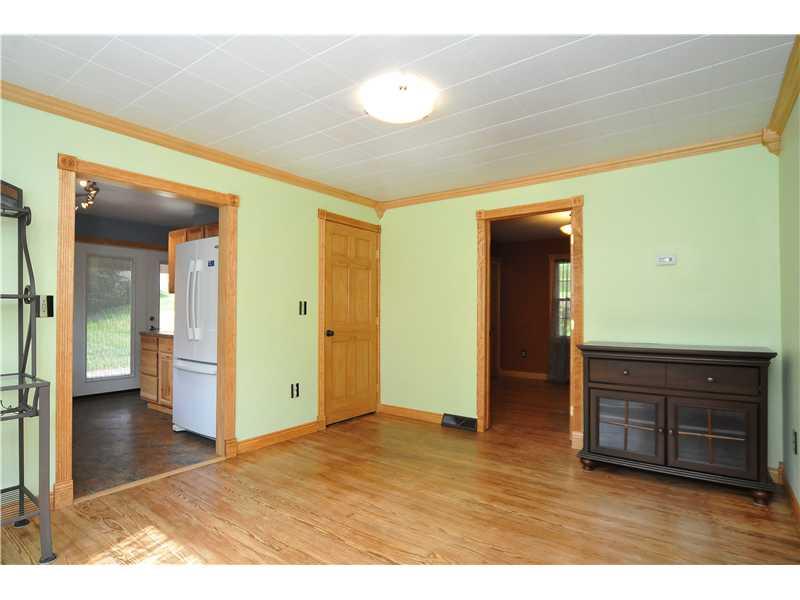 1033 Monaca Rd (stobo St) Monaca, PA 15061 - Photo 8 of 21 Dining Room.