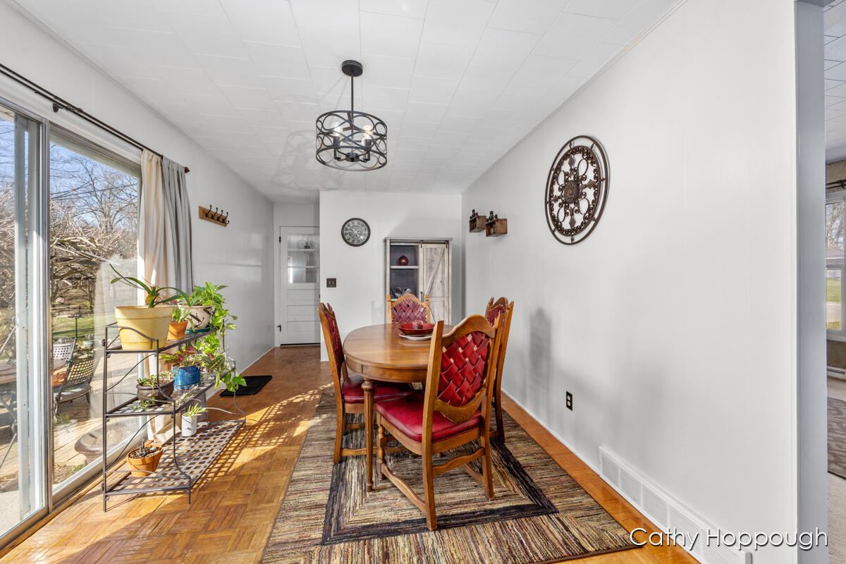 8651 Riverest Drive Portland, MI 48875 - Photo 6 of 20 IMG_1005