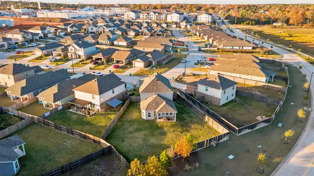 $345,000 | 201 Crystal Bay Lane, Willis, TX 77378