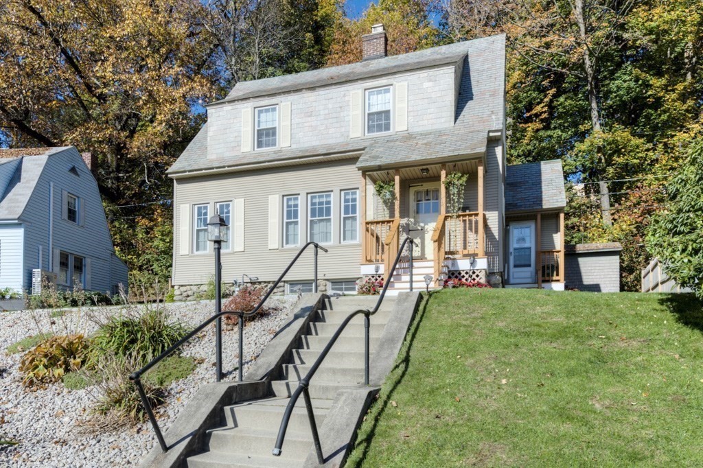 5 Poniken Road Worcester, MA 01606 - Photo 1 of 36 Gallery Image 1