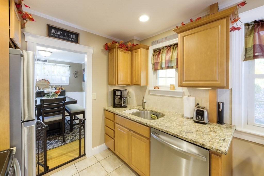 5 Poniken Road Worcester, MA 01606 - Photo 18 of 36 Gallery Image 18