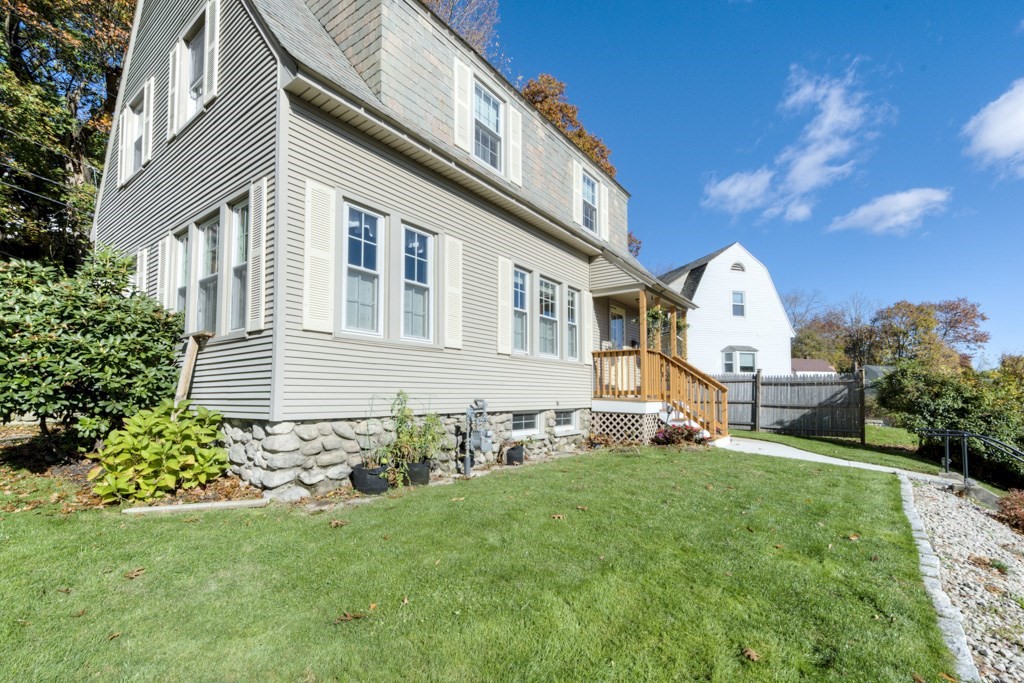 5 Poniken Road Worcester, MA 01606 - Photo 3 of 36 Gallery Image 3