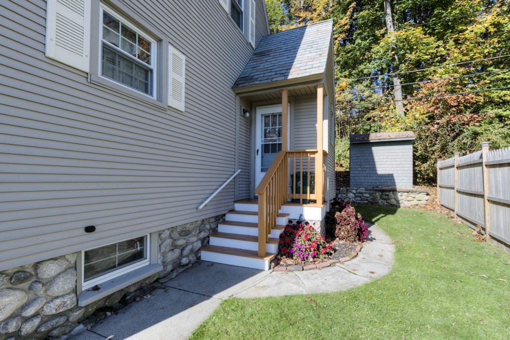 5 Poniken Road Worcester, MA 01606 - Photo 4 of 36 Gallery Image 4