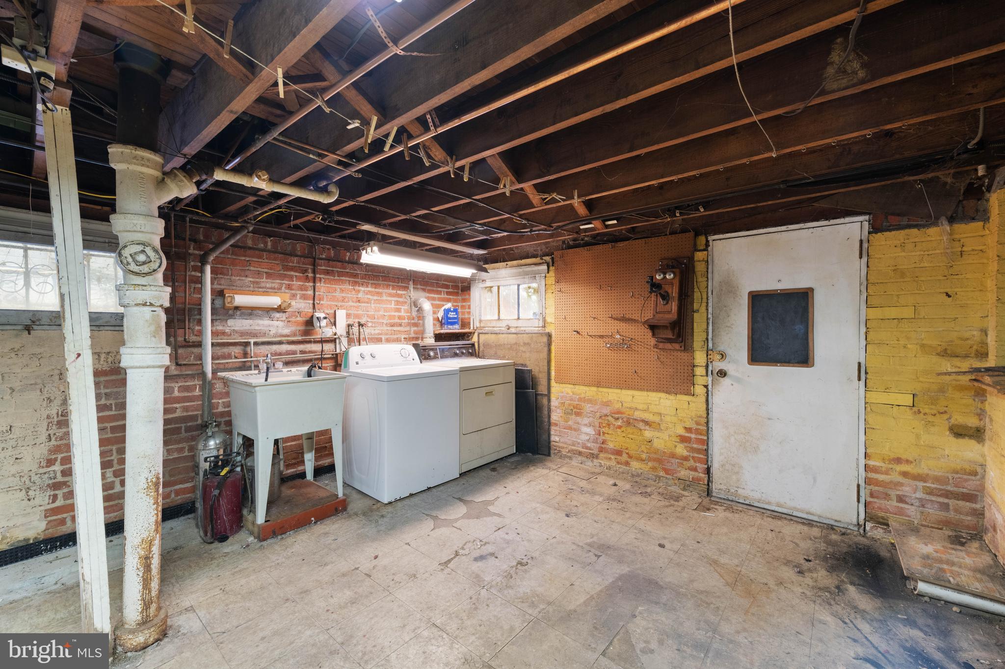 1702 Webster Street Northwest Washington, DC 20011 - Photo 35 of 42 a view of a storage room