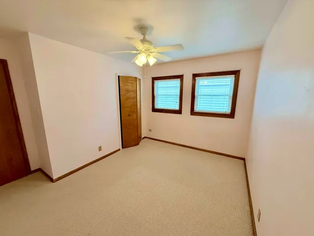 $329,000 | 803 East Streamwood Boulevard, Streamwood, IL 60107