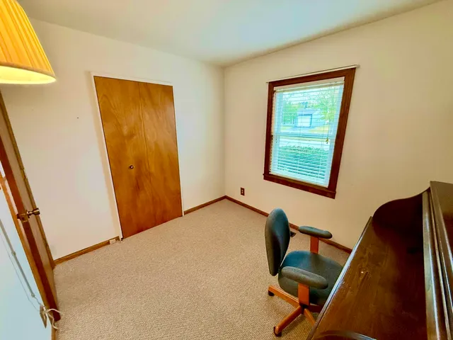 $329,000 | 803 East Streamwood Boulevard, Streamwood, IL 60107