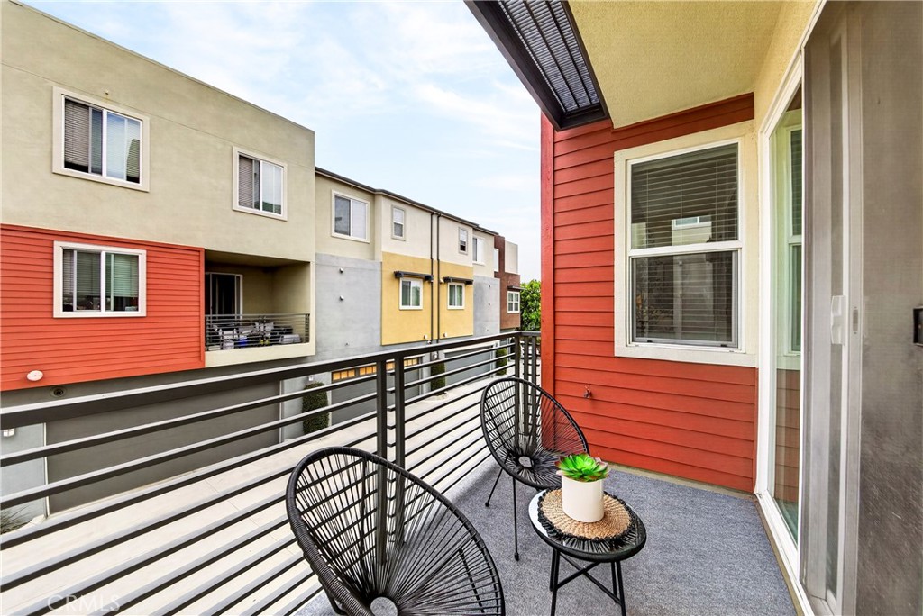 156 North Orange Avenue Brea, CA 92821 - Photo 20 of 44 a view of a chairs and table in the balcony