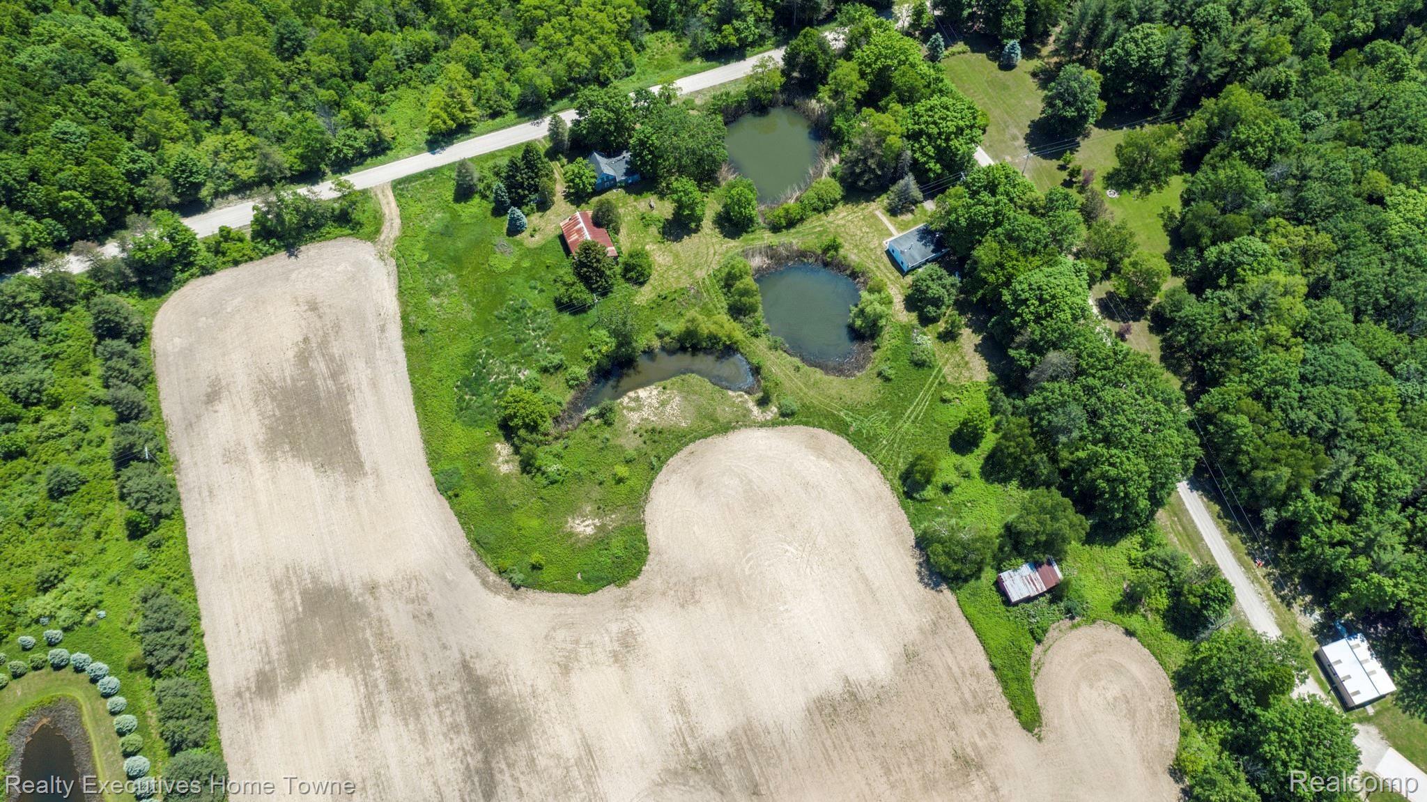 6899 Gibbons Road Jeddo, MI 48032 - Photo 12 of 22 6899 Gibbons-12.jpg