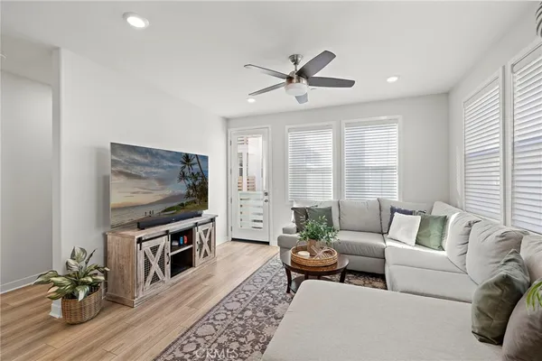 $950,000 | 12 Jubilee Way, Rancho Mission Viejo, CA 92694