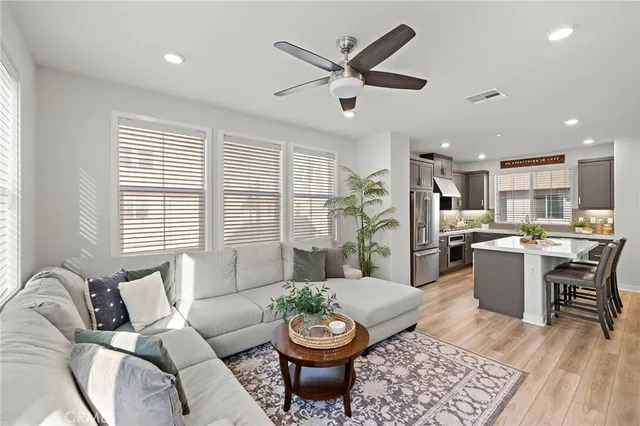 $950,000 | 12 Jubilee Way, Rancho Mission Viejo, CA 92694