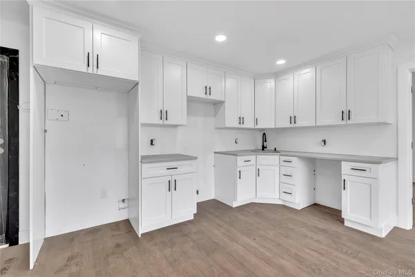 $3,300 | 74 Broadway, Unit 4C, Freeport, NY 11520