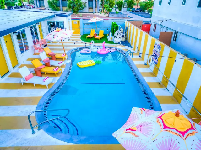 $2,500,000 | 1339 North Indian Canyon Drive, Palm Springs, CA 92262