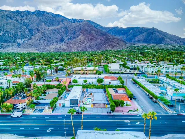$2,500,000 | 1339 North Indian Canyon Drive, Palm Springs, CA 92262
