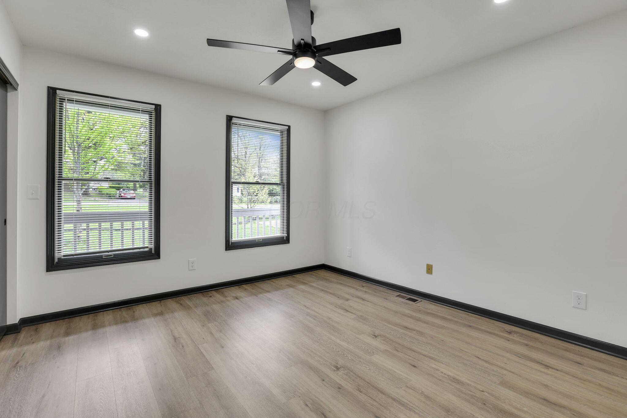 845 McNaughten Road Columbus, OH 43213 - Photo 21 of 63 28-web-or-mls-G02A9145
