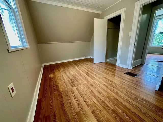 $246,000 | 50 Sheridan Street, Elgin, IL 60123