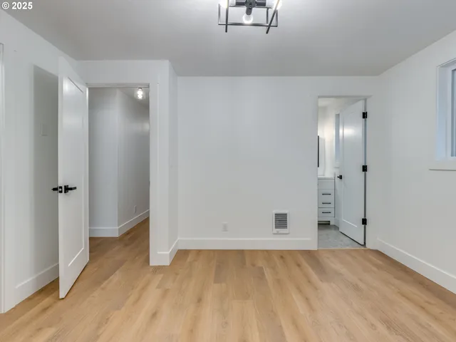 $579,999 | 12611 Northeast 44th Street, Vancouver, WA 98682