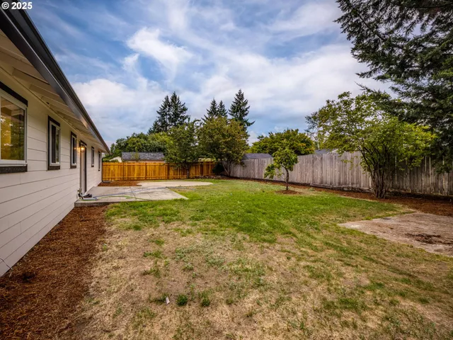 $579,999 | 12611 Northeast 44th Street, Vancouver, WA 98682